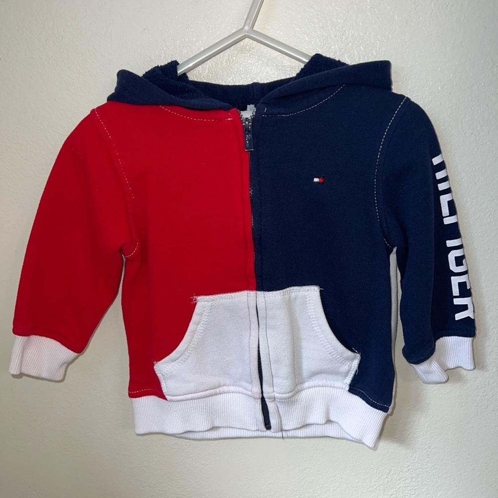 2 boys jackets. Good condition.